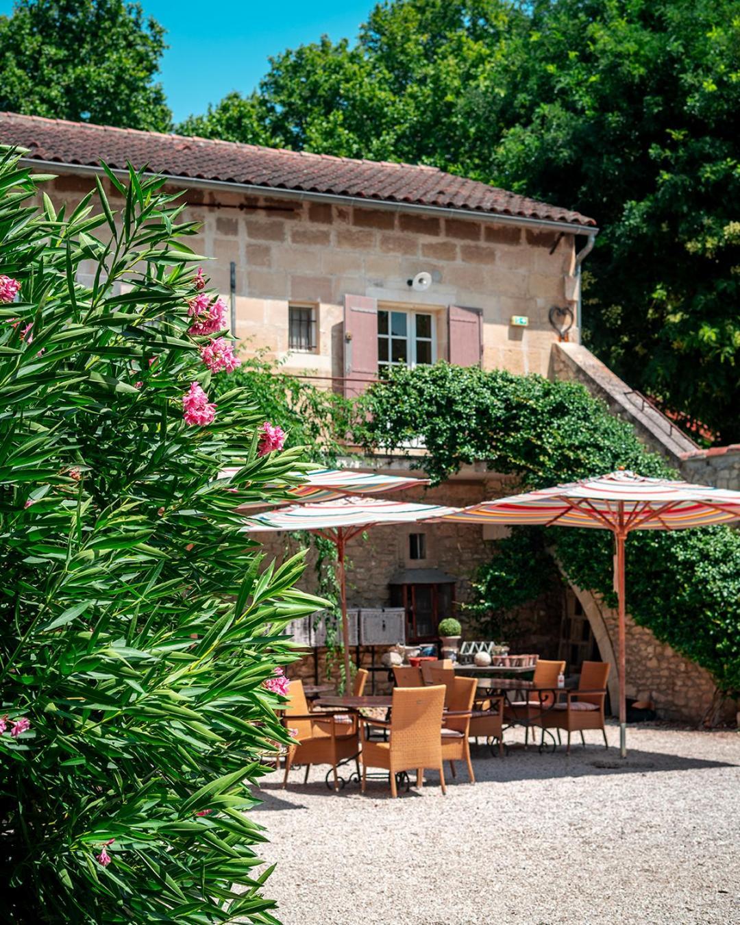 Mas des Comtes de Provence Tarascon Exterior foto